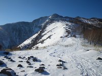 小丸山から赤薙山を望む