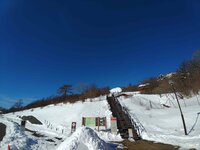 積雪情報　積雪30ｃｍ弱、園内開放となりました。引き続き、ルールを守ってご利用ください。