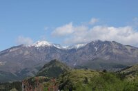周辺情報　今朝の気温7℃　昨夜赤薙山より上では降雪がありました。風も強い予報です。